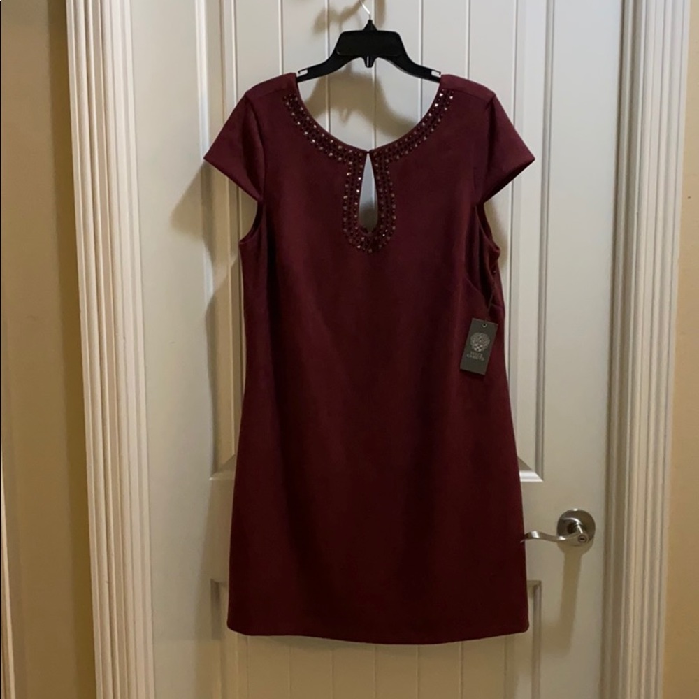 Cap sleeve Vince Camuto shift dress.